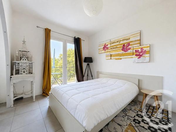 Maison à vendre  2 pièces - 52,41 m 2   CAGNES SUR MER  - 06