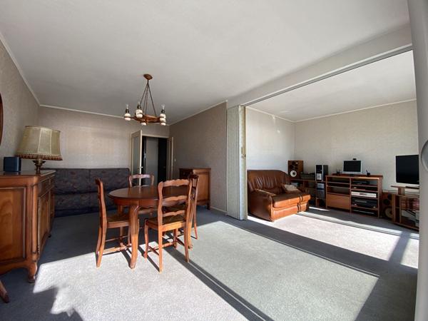 Appartement Les Sables D Olonne  Les Présidents  Face mer 3 pièces  62.92 m² terrasse