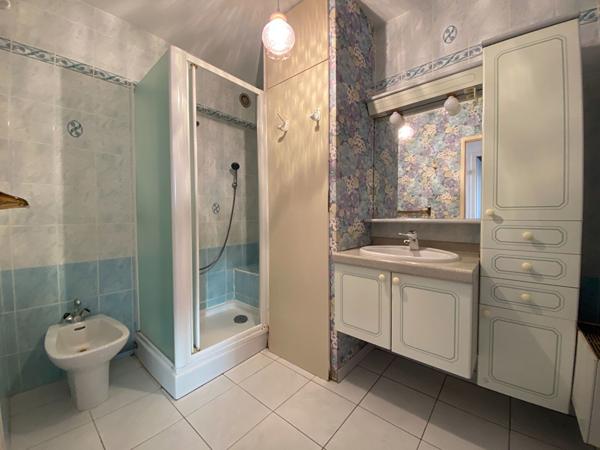 Appartement Les Sables D Olonne  Les Présidents  Face mer 3 pièces  62.92 m² terrasse