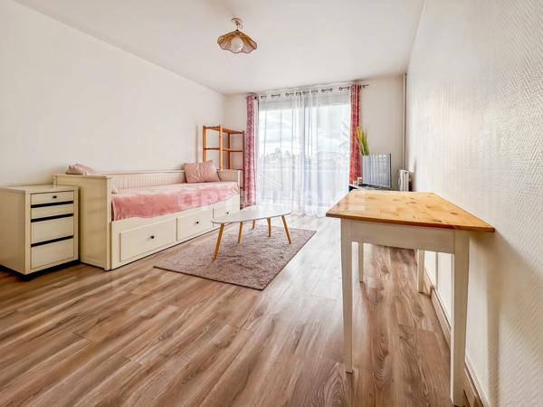 Appartement F1 Bis 33 m² / Balcon / Parking – Rentabilité 7% – Quartier République - Cholet 49