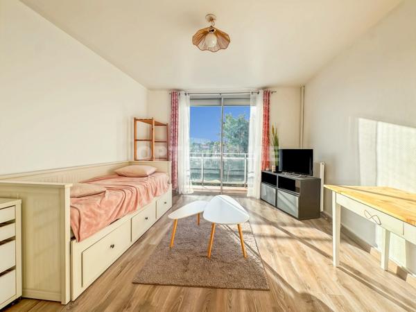 Appartement F1 Bis 33 m² / Balcon / Parking – Rentabilité 7% – Quartier République - Cholet 49