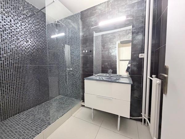 Appartement 3 pièces à louer à Créteil, proche métro Préfecture