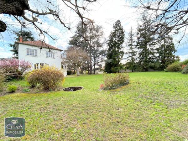Maison à vendre 5 pièces 139.69m² Montrond-les-Bains (42210)