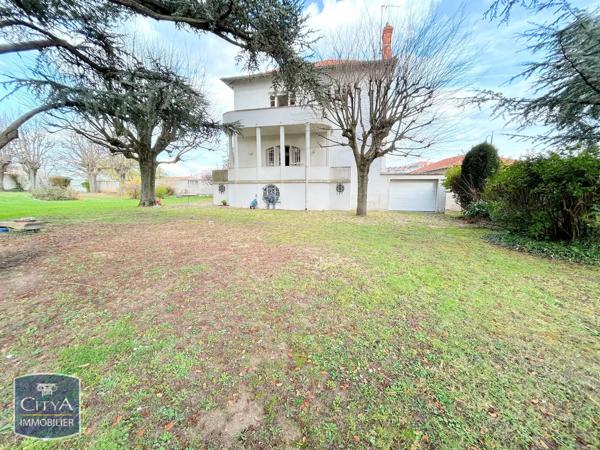 Maison à vendre 5 pièces 139.69m² Montrond-les-Bains (42210)