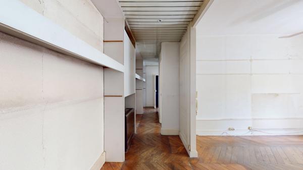 Appartement
         7 pièces
        - 145 m² Bien prestige 600 000 € *