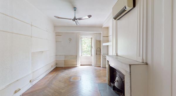 Appartement
         7 pièces
        - 145 m² Bien prestige 600 000 € *