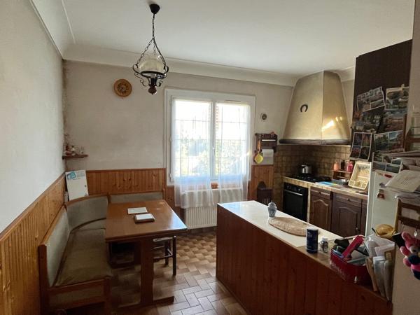 Maison Fontaine Le Comte 7 pièces de 115m²