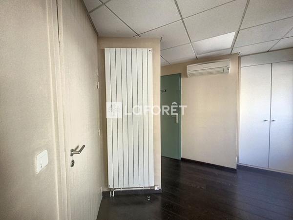 Location local commercial Vesoul - 2 pièce(s) - 39 m² - 370 €/mois