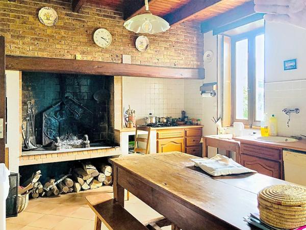 Charentaise à rafraichir - 4 chambres