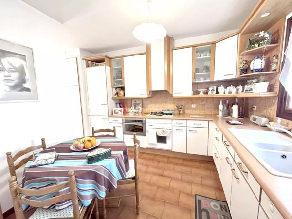 Vente Maison 7 pièces 185 m2 à Saint-Martin-du-Var