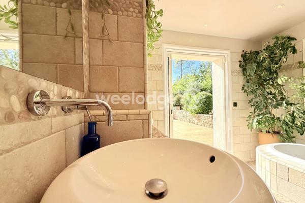 Maison à vendre 6 pièces de 153,02 m² à Tourrettes