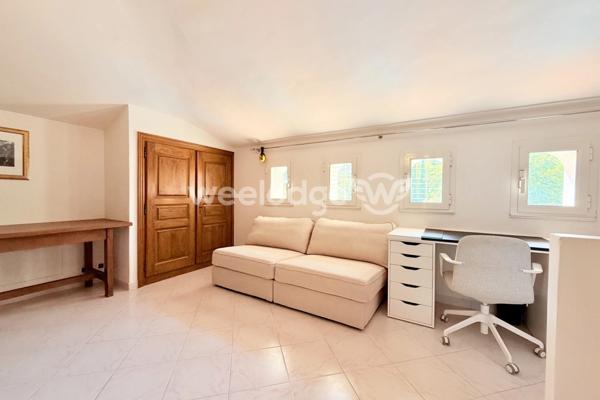 Maison à vendre 6 pièces de 153,02 m² à Tourrettes