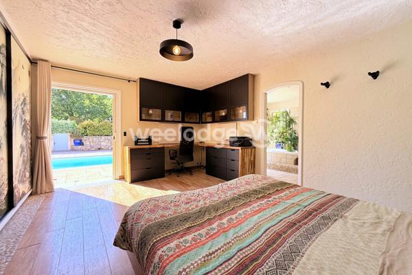 Maison à vendre 6 pièces de 153,02 m² à Tourrettes