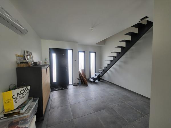 Maison de Prestige à Vendre à Saint Ay