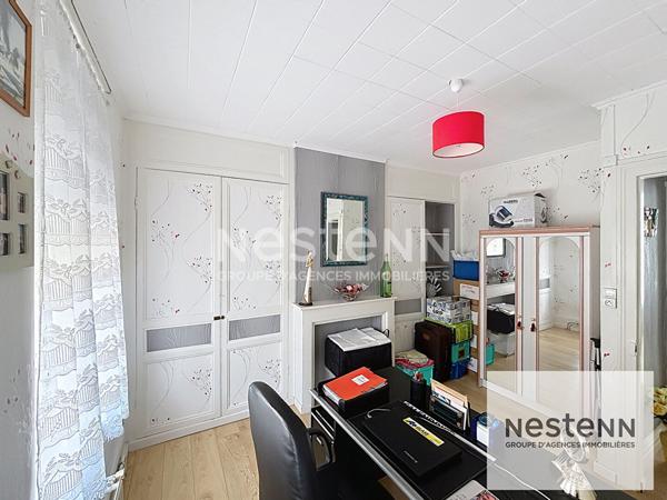 Maison de 115 m2 comprenant 4 chambres + cour située à CALAIS THÉÂTRE