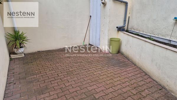 Maison de 115 m2 comprenant 4 chambres + cour située à CALAIS THÉÂTRE