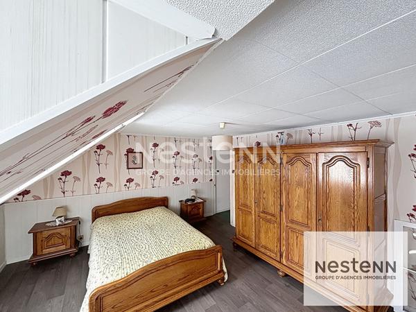 Maison de 115 m2 comprenant 4 chambres + cour située à CALAIS THÉÂTRE