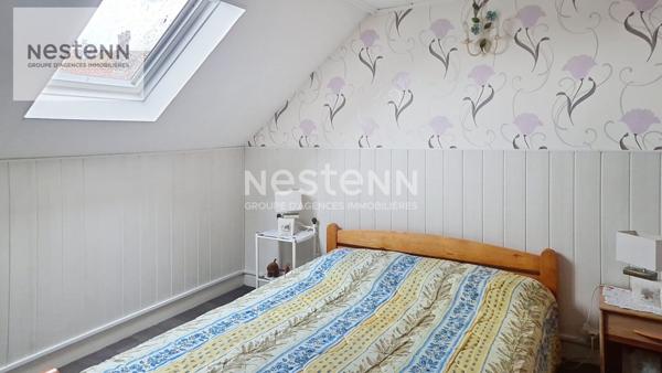 Maison de 115 m2 comprenant 4 chambres + cour située à CALAIS THÉÂTRE