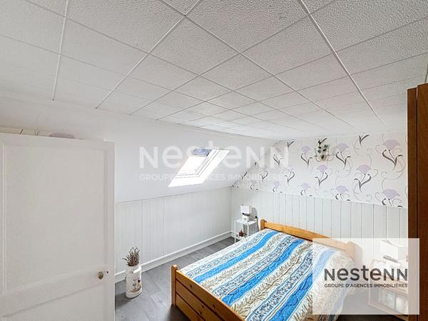 Maison de 115 m2 comprenant 4 chambres + cour située à CALAIS THÉÂTRE