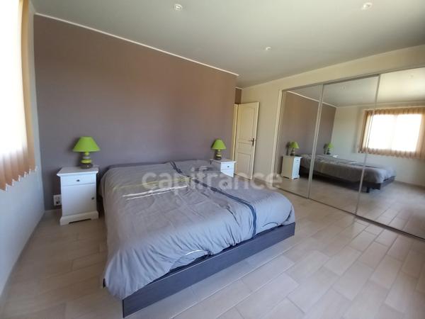 Maison à vendre 9 pièces proche de PIERRE DE BRESSE (71)