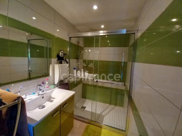 Maison à vendre 9 pièces proche de PIERRE DE BRESSE (71)