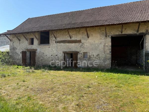 À saisir rapidement : Grange à rénover avec un potentiel incroyable !
