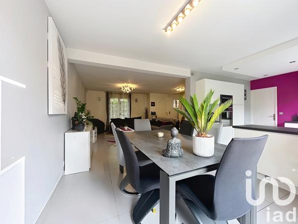 Maison à vendre 5 pièces 153 m² Roissy-en-Brie