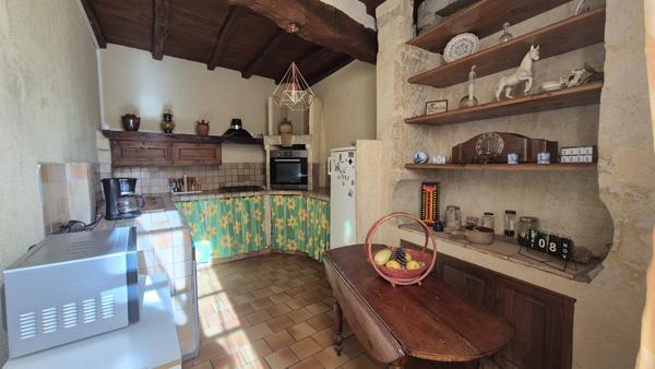 À vendre - Maison mitoyenne 1 côté, 6 pièces située à Condom (32100)