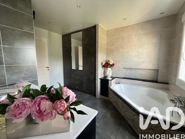 Maison à vendre 4 pièces 120 m² Paray-Vieille-Poste