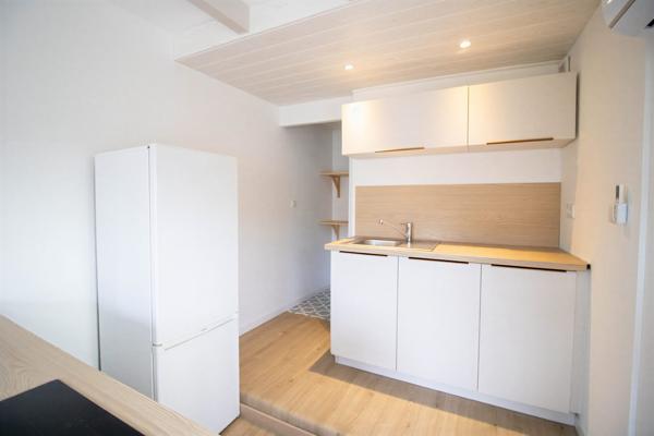 Maison 2 chambres avec garage et extérieur