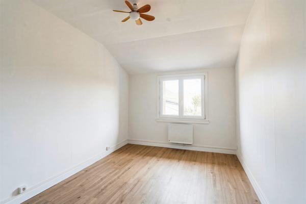 Maison 2 chambres avec garage et extérieur