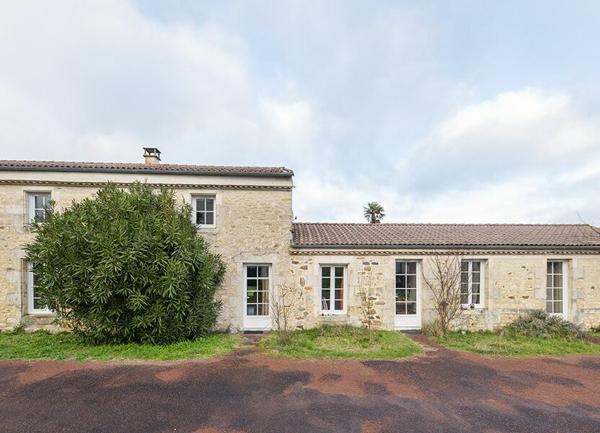 Maison à vendre    7 pièces •  La Tremblade