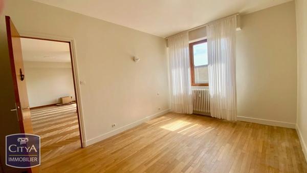 Appartement à vendre 5 pièces 107m² Alençon (61000)