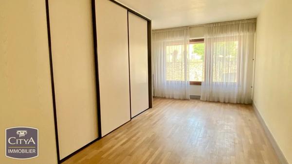 Appartement à vendre 5 pièces 107m² Alençon (61000)