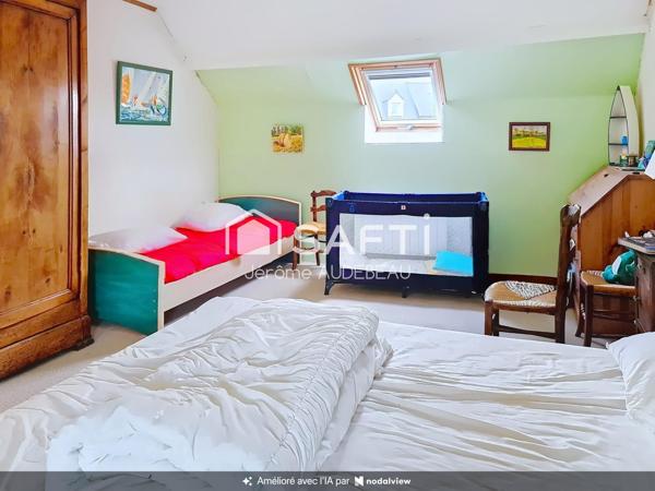 BEL ENSEMBLE IMMOBILIER AU CALME ET AVEC GRAND TERRAIN