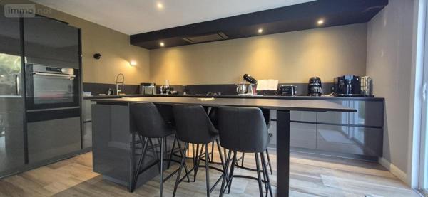 Maison à vendre à Vannes dans le Morbihan (56000), ref : 56013-850   
Est