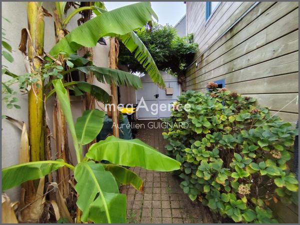 Maison à BRESSUIRE, 79300 - 7 pièces 127m²