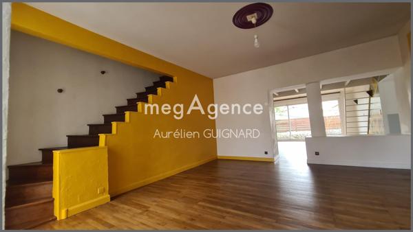 Maison à BRESSUIRE, 79300 - 7 pièces 127m²