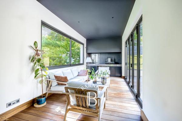 Noisy-le-Grand, Maison 5 Chambres -  311 m² à vendre