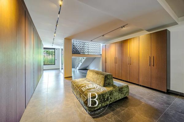 Noisy-le-Grand, Maison 5 Chambres -  311 m² à vendre