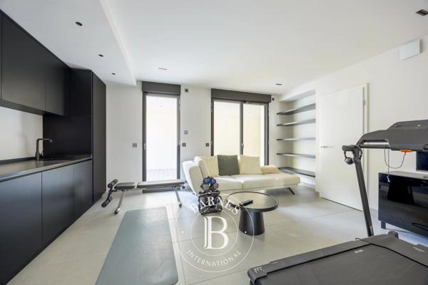 Noisy-le-Grand, Maison 5 Chambres -  311 m² à vendre