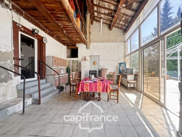 Maison d'environ 120 m2 avec plus de 2,2 hectares de terrain et un potentiel d'agrandissement exceptionnel – Saint-Jean-de-Muzols