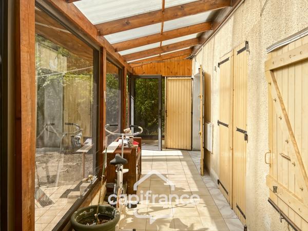 Maison d'environ 120 m2 avec plus de 2,2 hectares de terrain et un potentiel d'agrandissement exceptionnel – Saint-Jean-de-Muzols