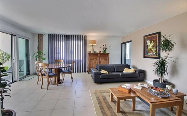 Appartement à vendre    4 pièces • 110,30 m2 Anglet