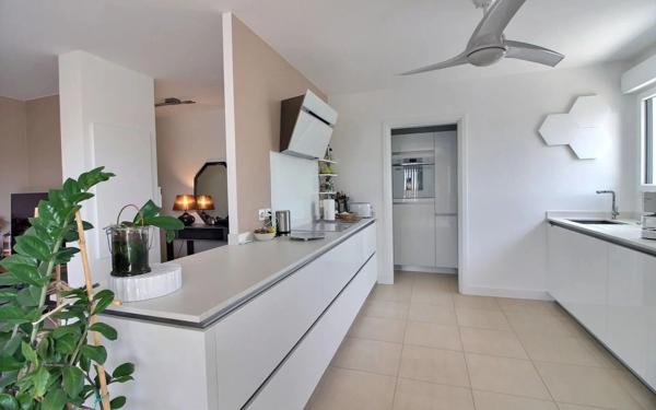 Appartement à vendre    4 pièces • 110,30 m2 Anglet