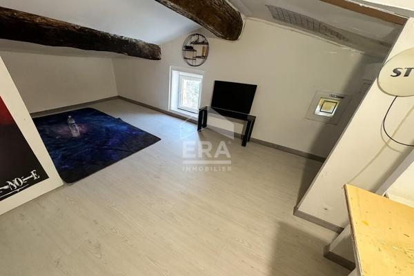 A VENDRE - A REYNES Maison en pierres et poutres  apparentes + Jardin