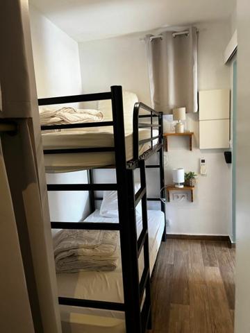 Appartement à vendre    1 pièce • 24 m2 Saint-Cyr-sur-Mer