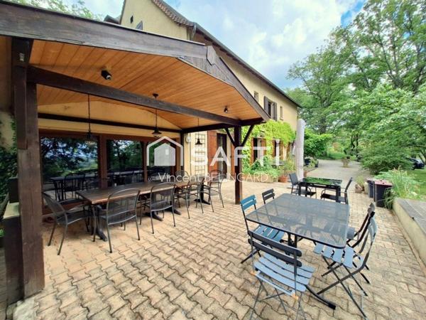 Chambres d'Hôtes 14 pièces avec piscine et dépendances