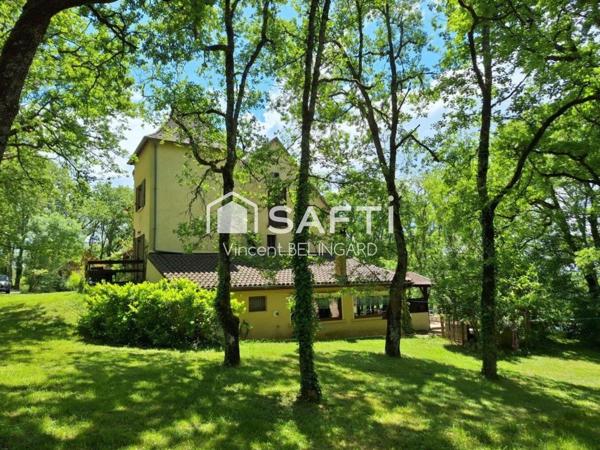 Chambres d'Hôtes 14 pièces avec piscine et dépendances