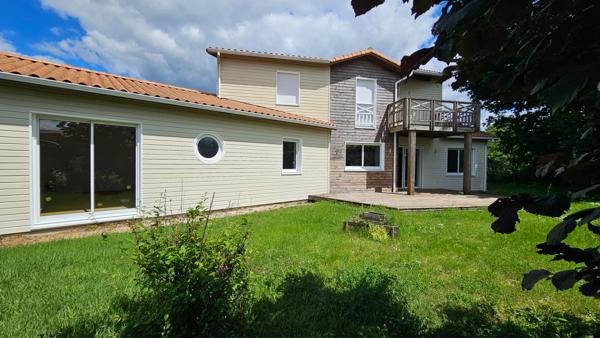 Maison d'architecte à Saint Philbert De Grand Lieu, 170 m2, 4 chambres - L'Agence Locale